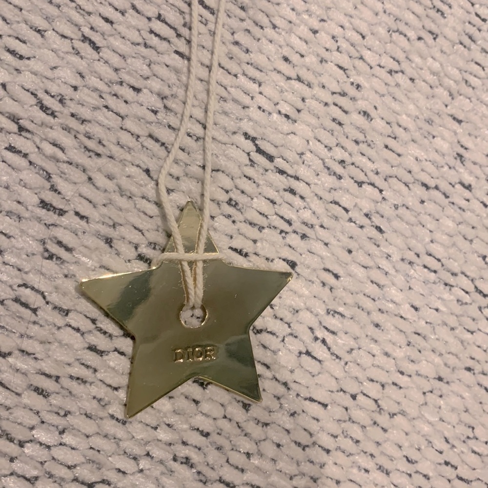 DIOR STAR TAG